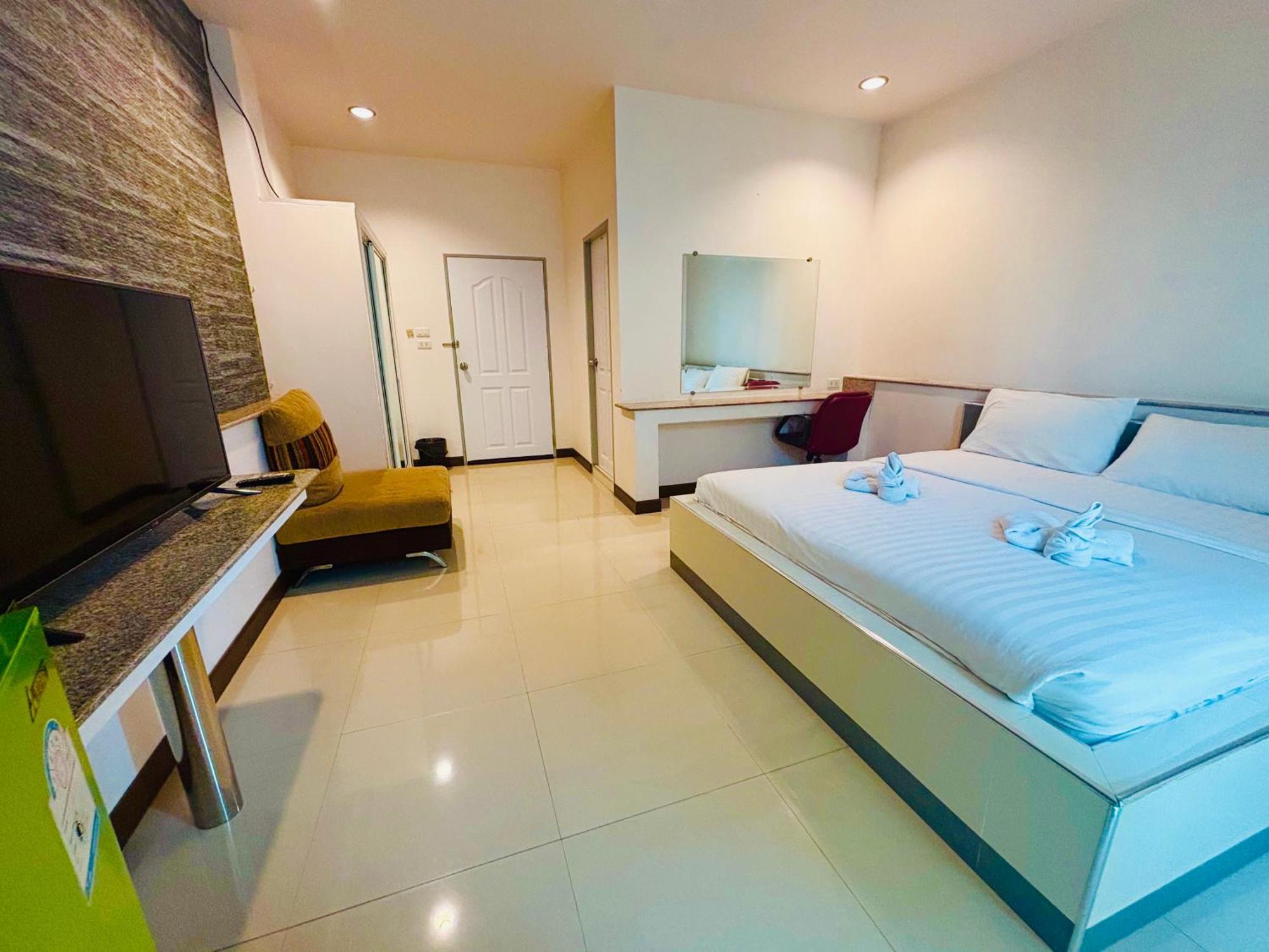 Ree- Riverside,rama 3 Khách sạn 2*